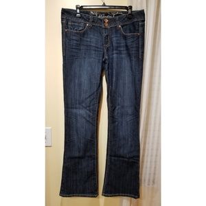 👖NWOT Refuge KnockOUT Skinny Boot Cut Jeans